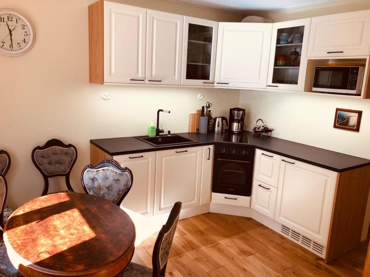 Kohtu Apartment Unique 쿠레사아레 외부 사진