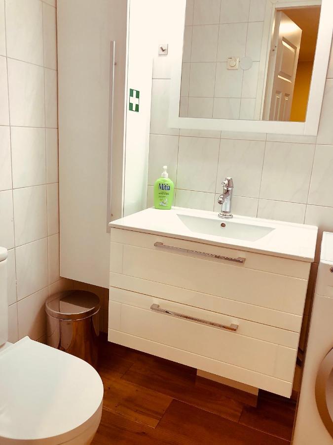 Kohtu Apartment Unique 쿠레사아레 외부 사진